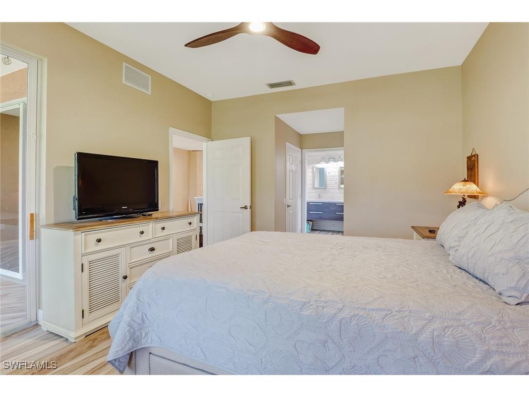 10037 Heather Lane #4 Naples FL 34119 225075644 image3