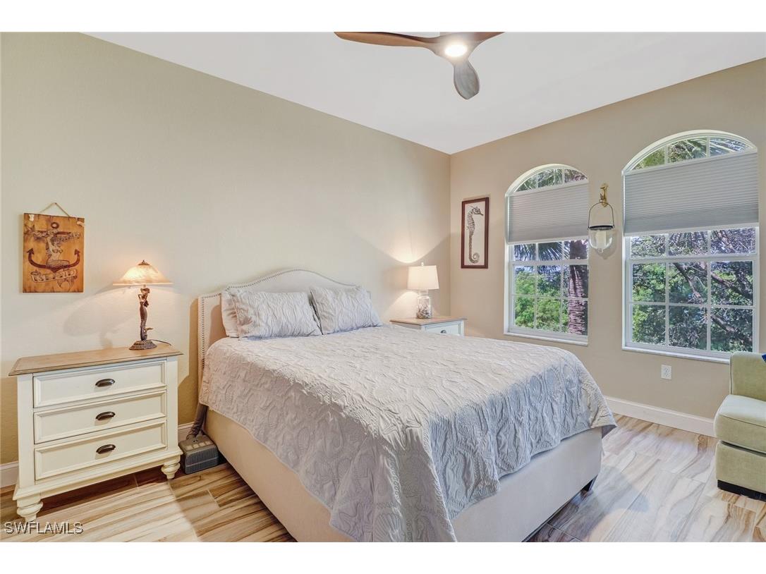 10037 Heather Lane #4 Naples FL 34119 225075644 image5