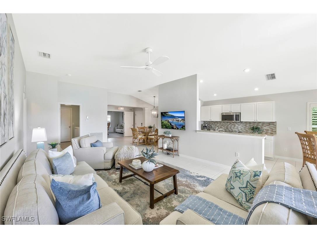 10037 Majestic Avenue Fort Myers FL 33913 225077413 image1