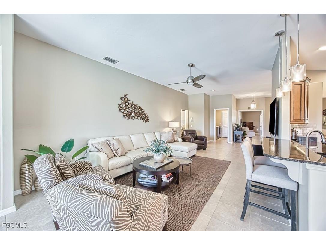 10037 Oakhurst Way Fort Myers FL 33913 2025018018 image13