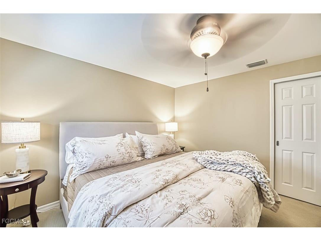 10037 Oakhurst Way Fort Myers FL 33913 2025018018 image26