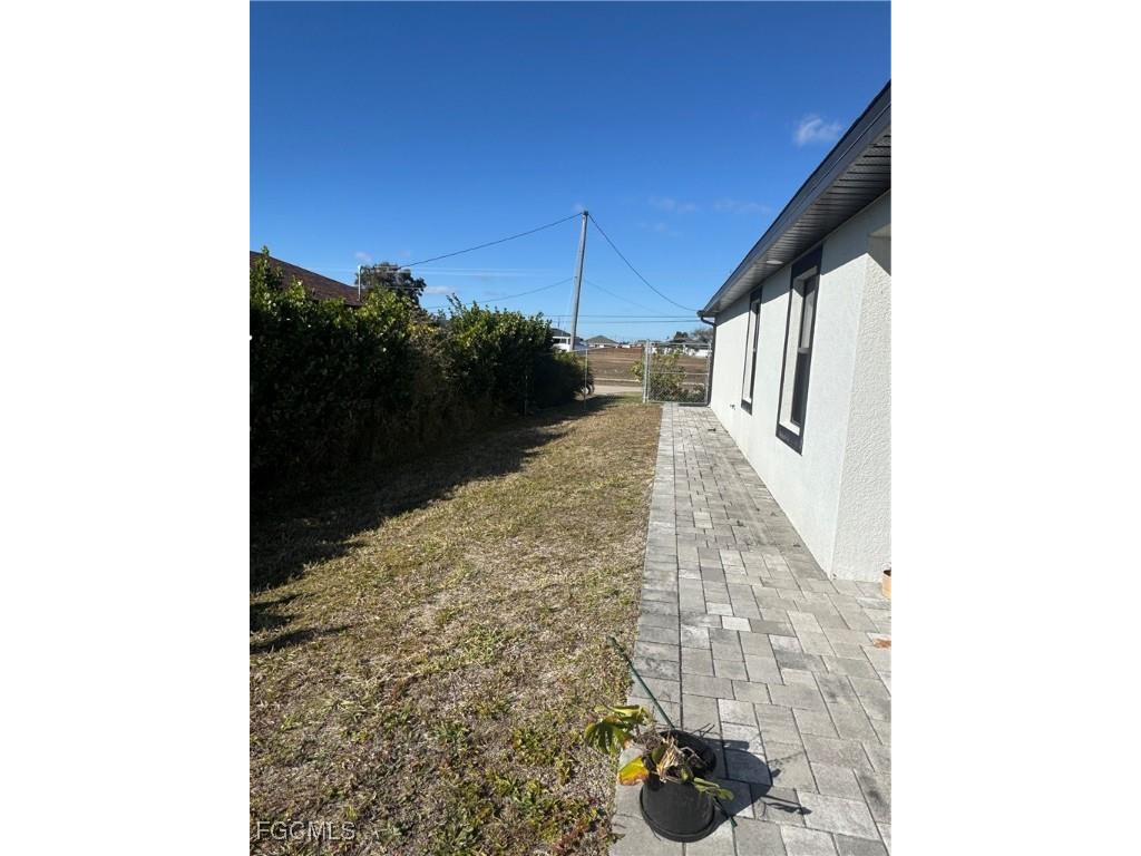 1004 Diplomat Parkway W Cape Coral FL 33993 2026005659 image27