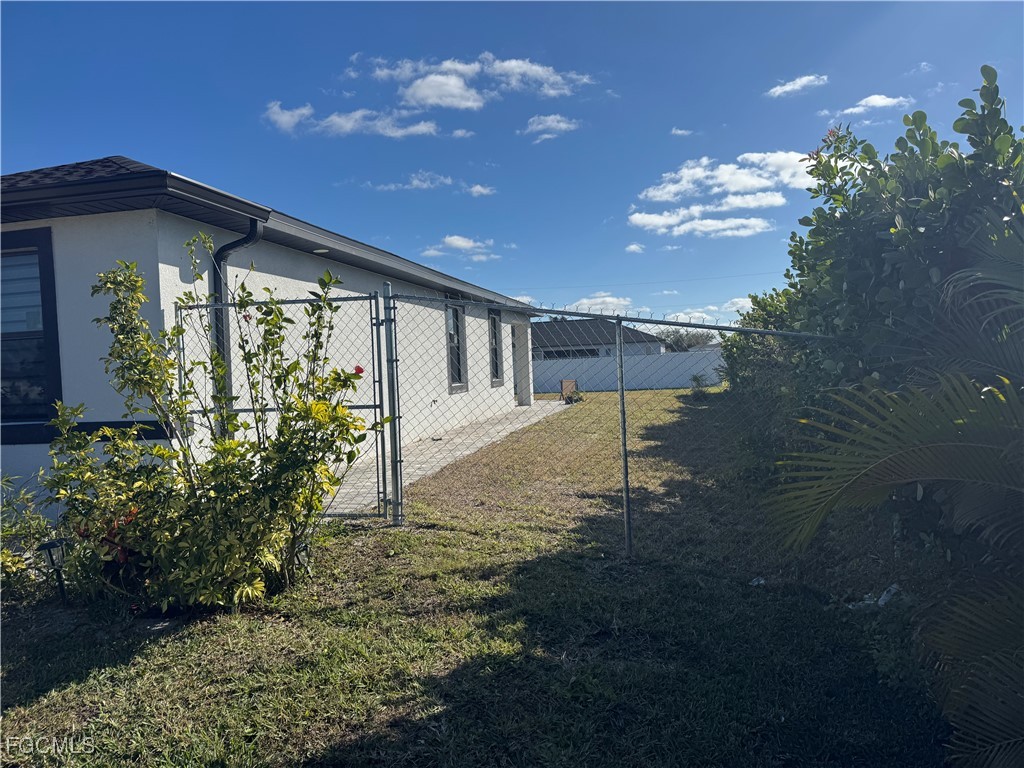 1004 Diplomat Parkway W Cape Coral FL 33993 2026005659 image29