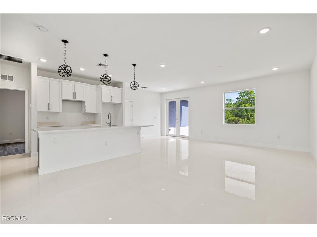 1004 E 10th Street Lehigh Acres FL 33972 2025000304 image11