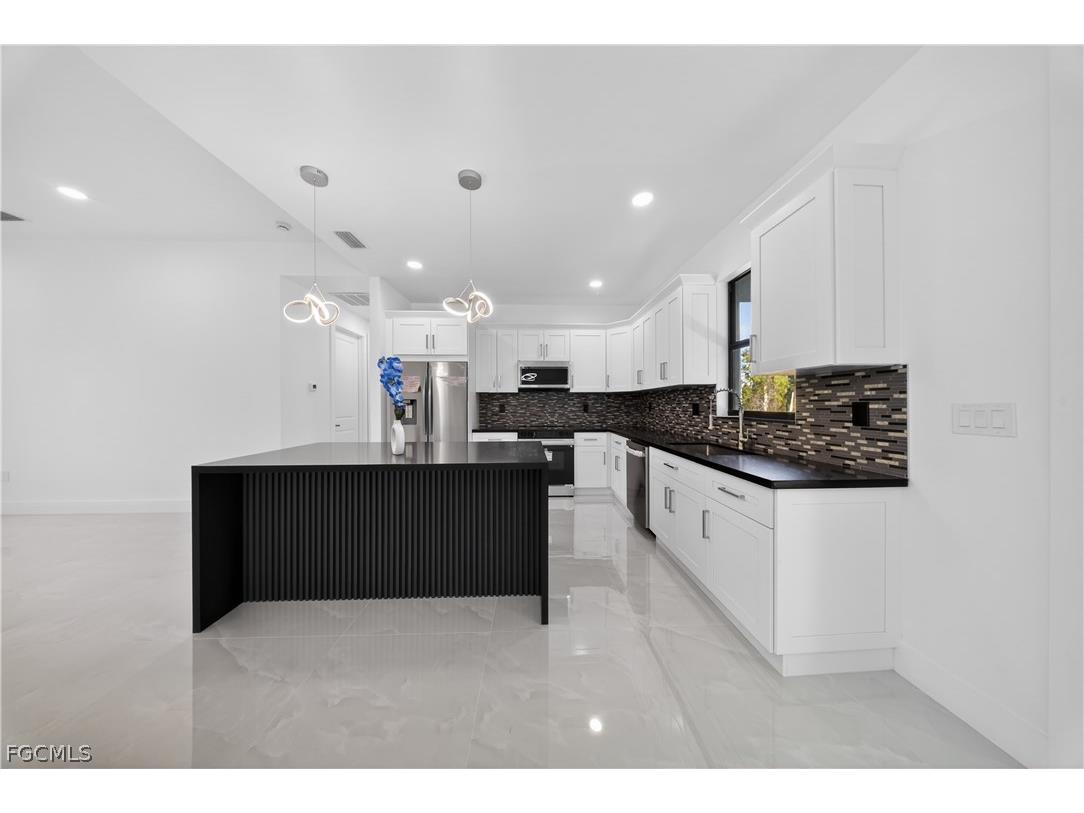 1004 Grant Boulevard Lehigh Acres FL 33974 2026000663 image10