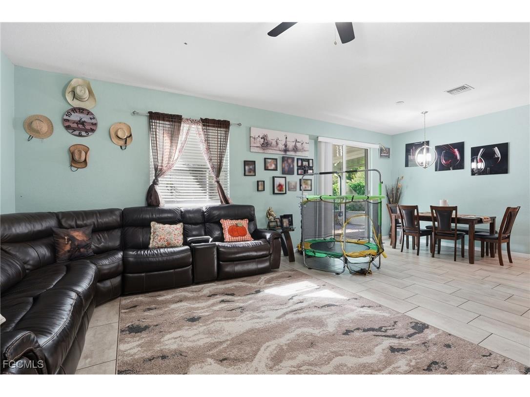 1004 Hamilton Street Immokalee FL 34142 2025018674 image8