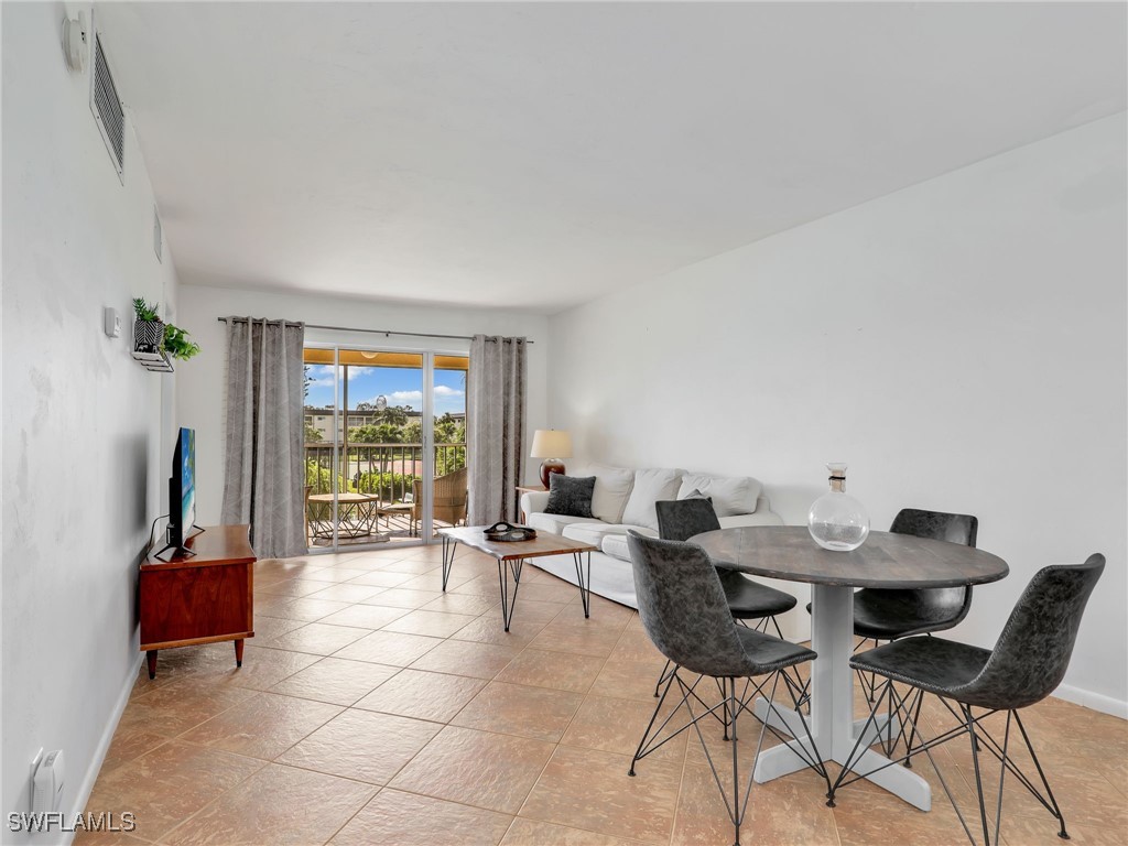 1004 Manatee Road #H202 Naples FL 34114 225064516 image6