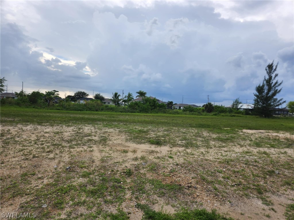 1004 NE 1st Place Cape Coral FL 33909 224061382 image1