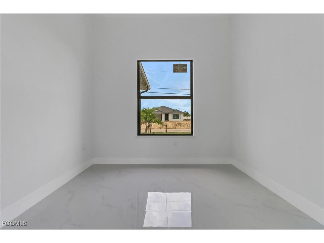 1004 NE 43rd Terrace Cape Coral FL 33909 2026006415 image13