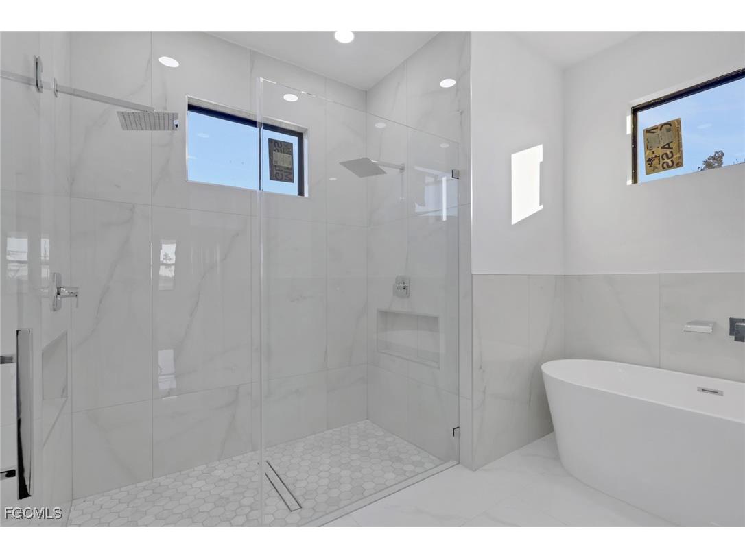 1004 NE 43rd Terrace Cape Coral FL 33909 2026006415 image21