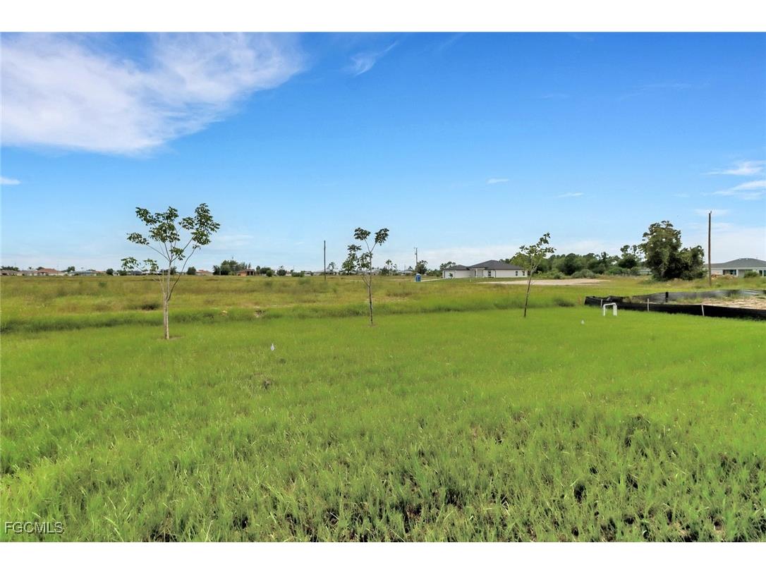 1004 NE 43rd Terrace Cape Coral FL 33909 2026006415 image30