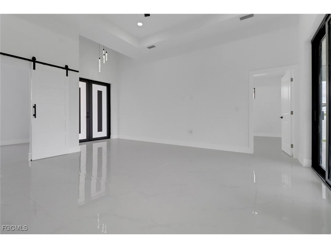 1004 NE 43rd Terrace Cape Coral FL 33909 2026006415 image5