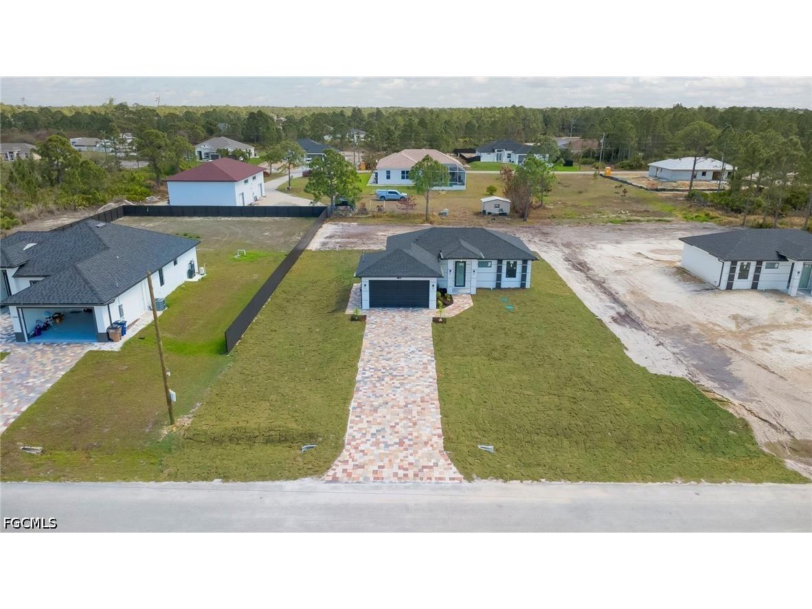1004 Pine Avenue Lehigh Acres FL 33972 2026013157 image2
