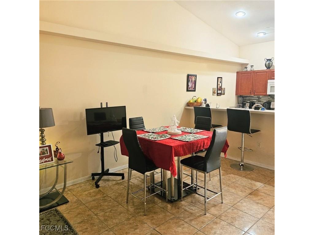 1004 SE 24th Avenue Cape Coral FL 33990 2025020118 image32