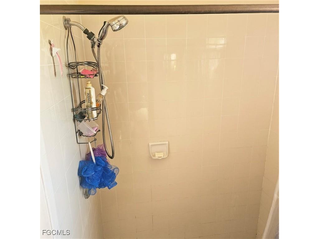 1004 SE 24th Avenue Cape Coral FL 33990 2025020118 image35