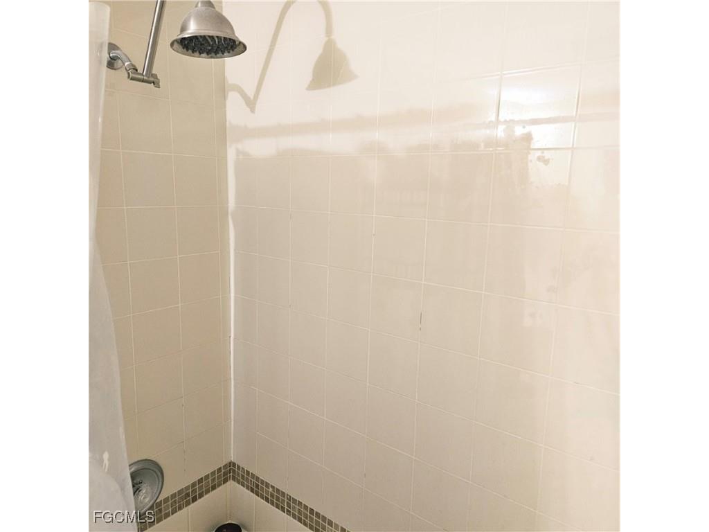 1004 SE 24th Avenue Cape Coral FL 33990 2025020118 image40