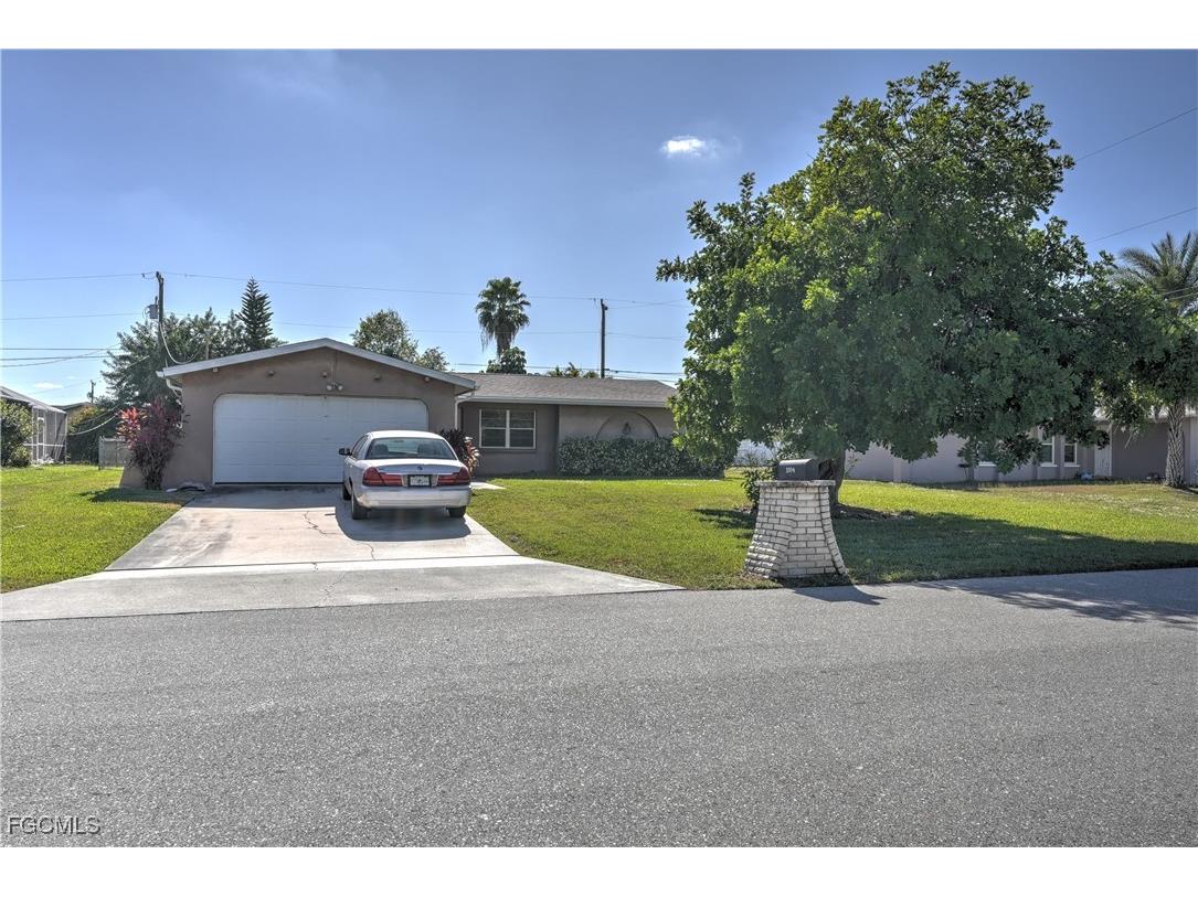 1004 SE 25th Terrace Cape Coral FL 33904 2025023369 image2