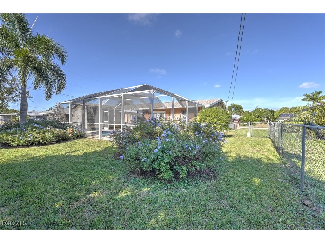 1004 SE 25th Terrace Cape Coral FL 33904 2025023369 image28