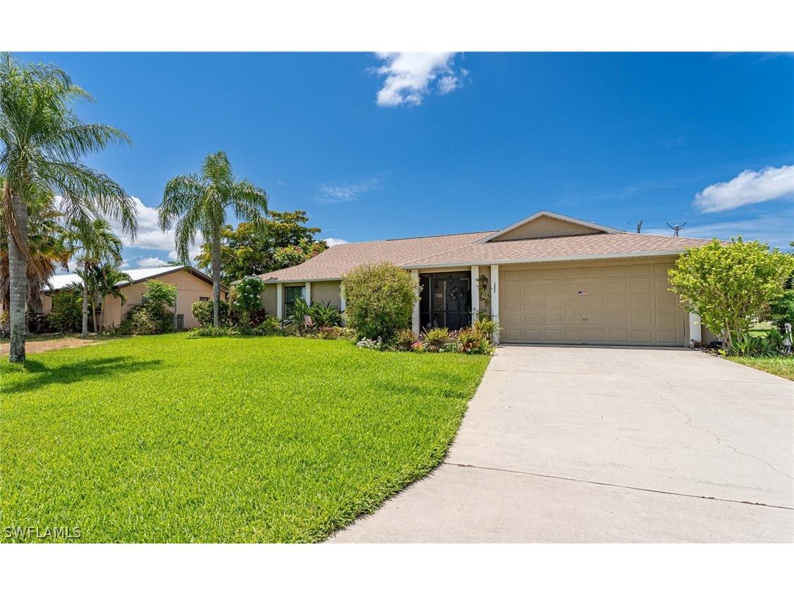 1004 SE 26th Terrace Cape Coral FL 33904 224049827 image1