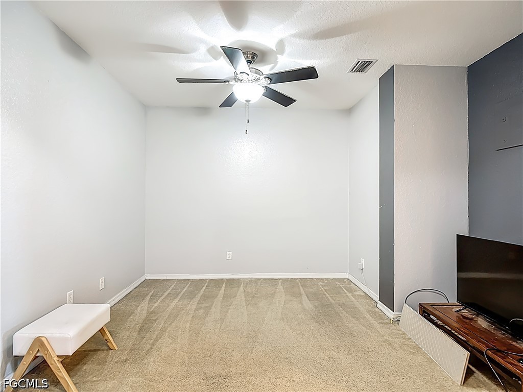 10043 Salina Street Fort Myers FL 33905 2026016404 image18