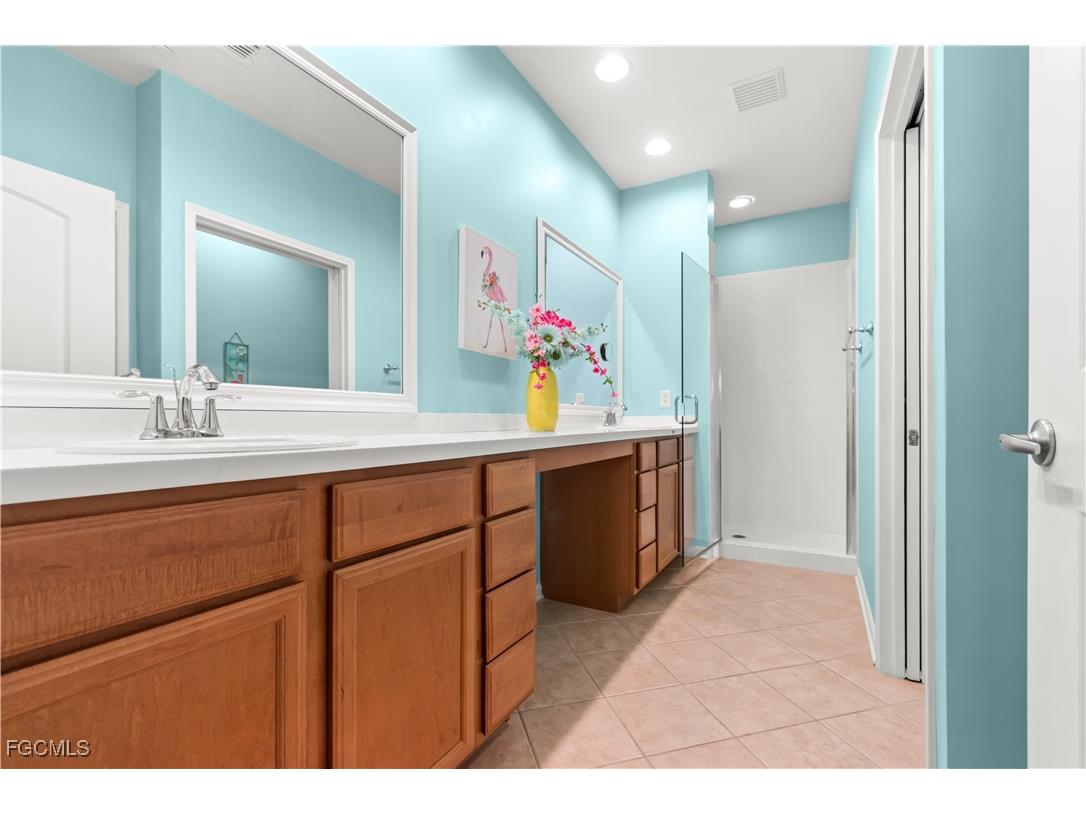 10046 Via Colomba Circle #203 Fort Myers FL 33966 2025025974 image15