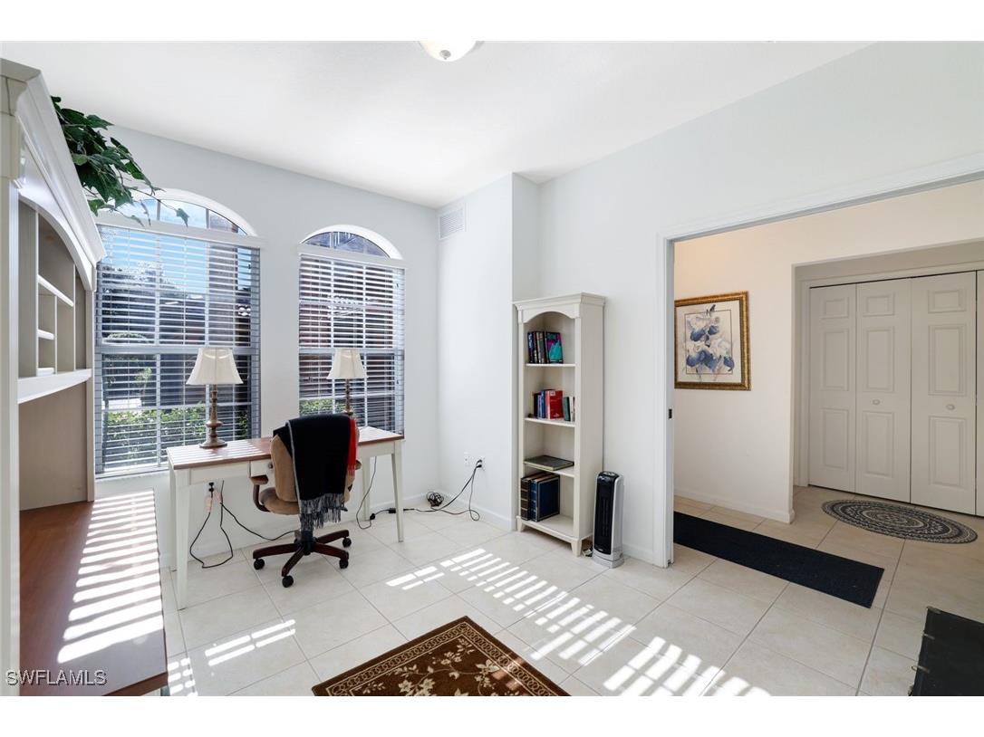 10049 Heather Lane #101 Naples FL 34119 225066788 image21