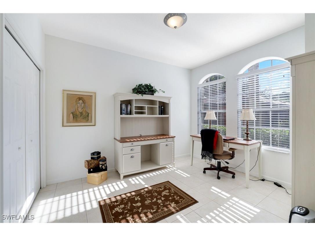 10049 Heather Lane #101 Naples FL 34119 225066788 image22