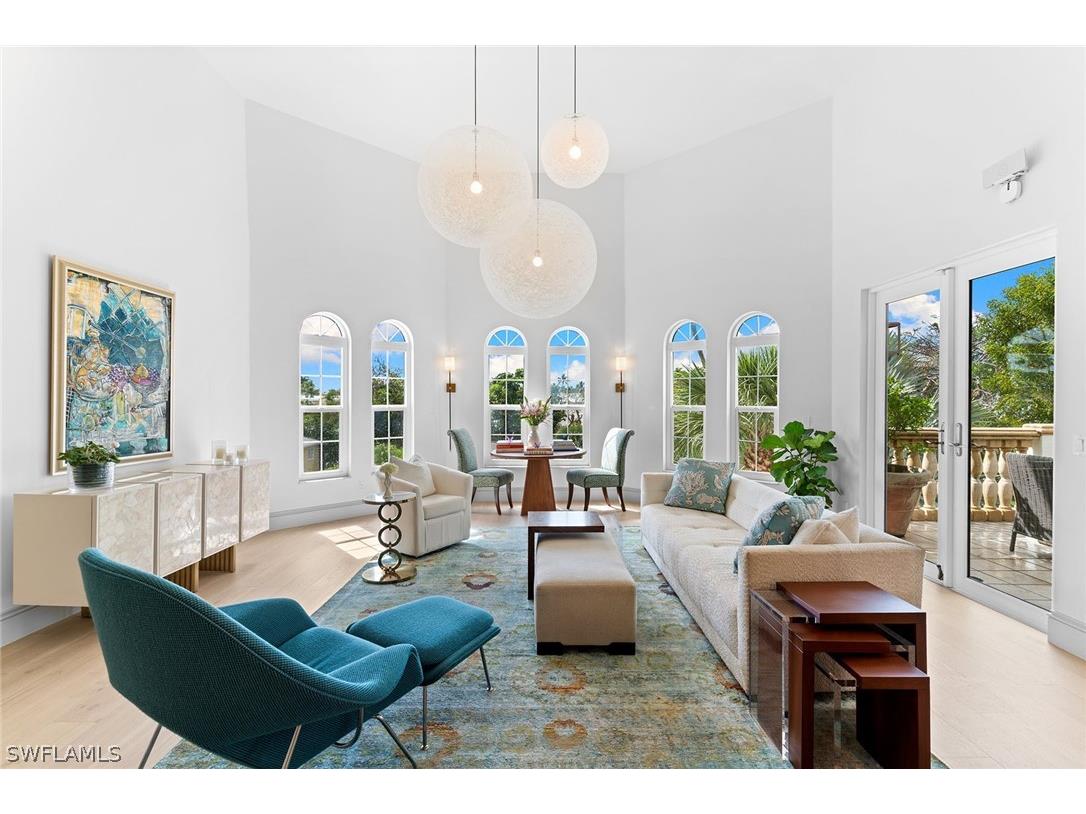 1005 4th Street S #203 Naples FL 34102 226010248 image1