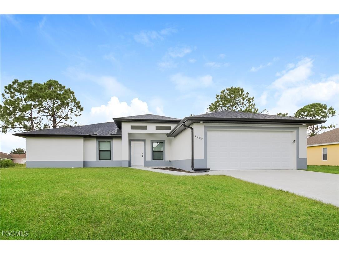 1005 Angelo Avenue Lehigh Acres FL 33971 2026005342 image1