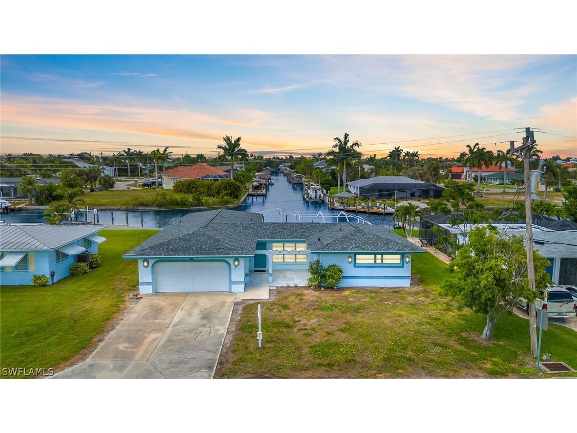 1005 Lucerne Parkway Cape Coral FL 33904 224036469 image1