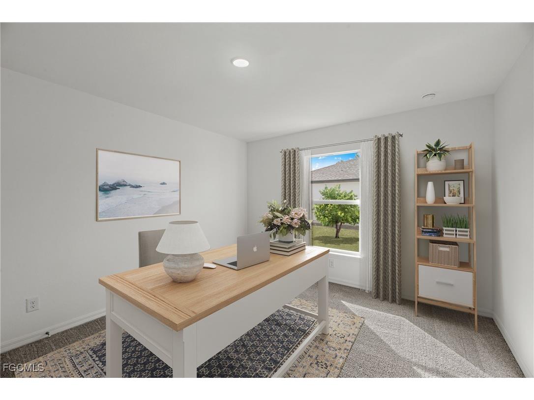 1005 NE 43rd Terrace Cape Coral FL 33909 2025011380 image11