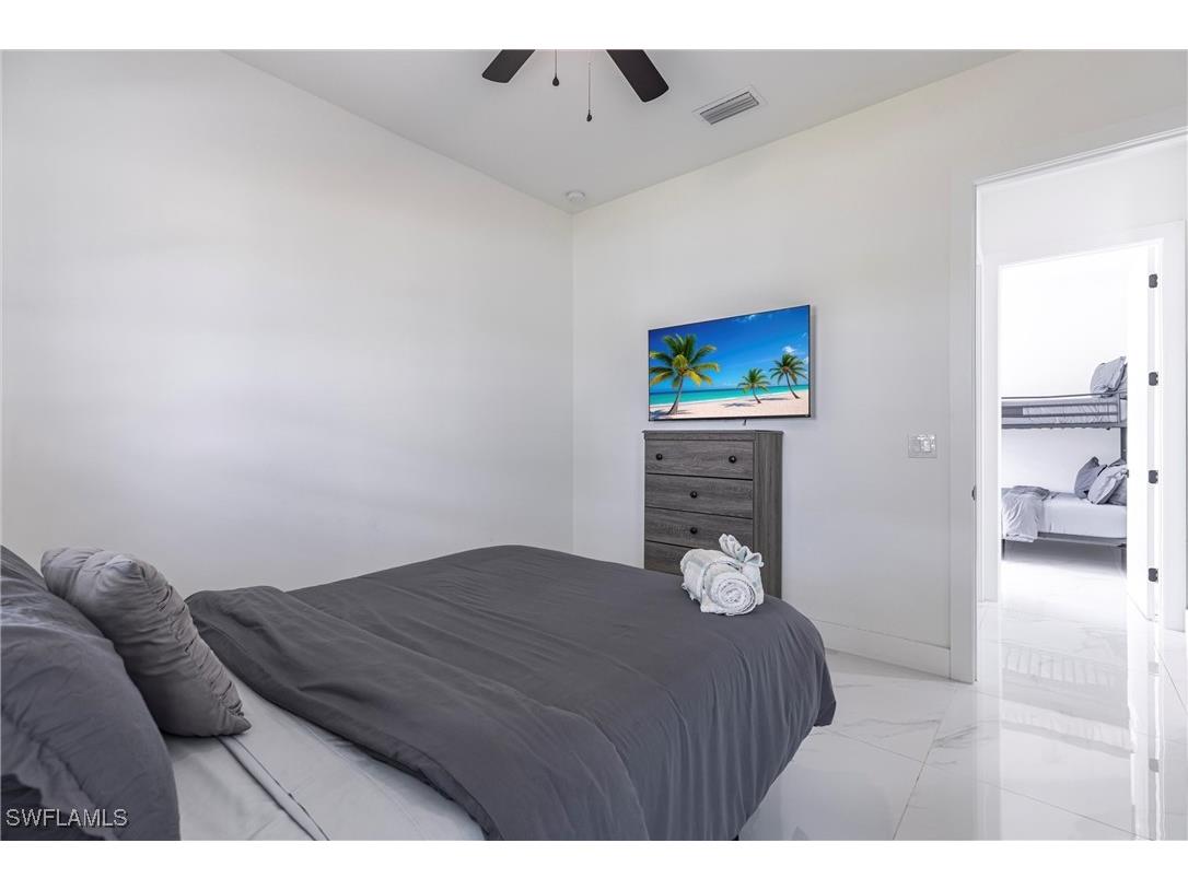 1005 NE 9th Terrace Cape Coral FL 33909 225068063 image19