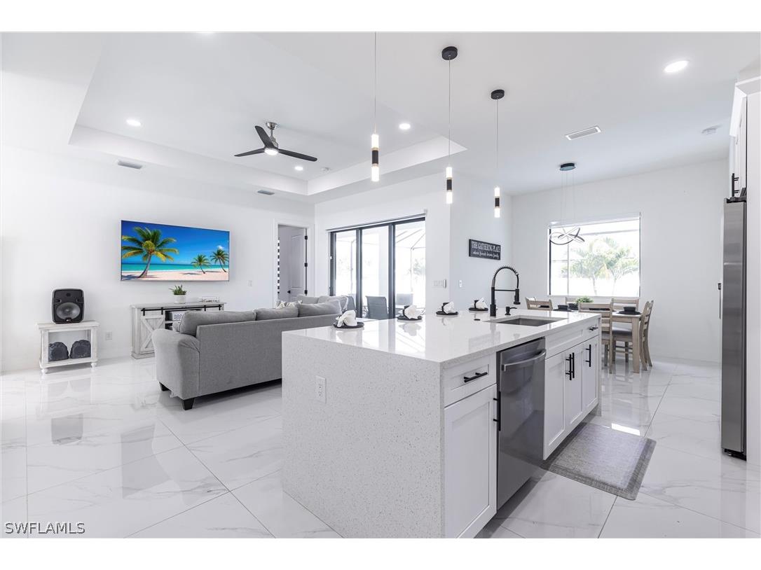 1005 NE 9th Terrace Cape Coral FL 33909 226008258 image10