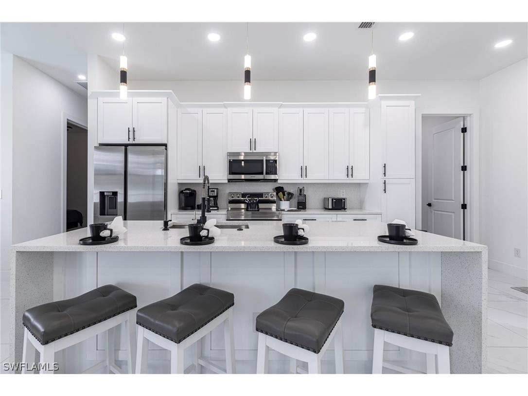 1005 NE 9th Terrace Cape Coral FL 33909 226008258 image7