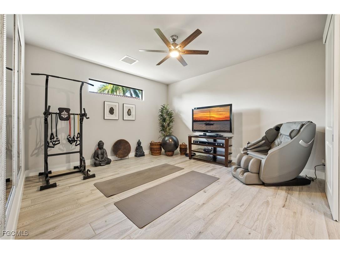 1005 NW 36th Place Cape Coral FL 33993 2025016397 image28