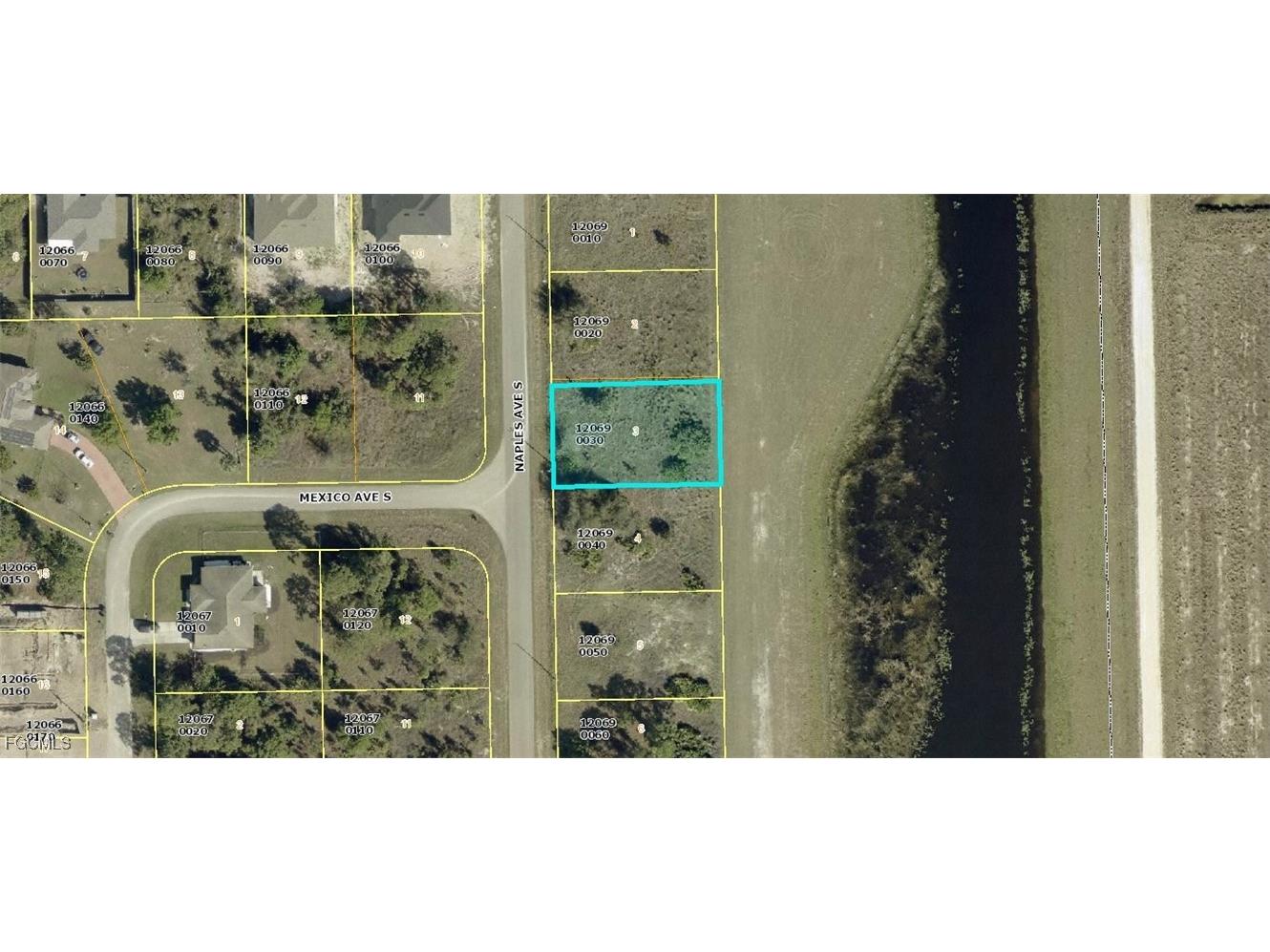 1005 Naples Avenue S Lehigh Acres FL 33974 2025016973 image1