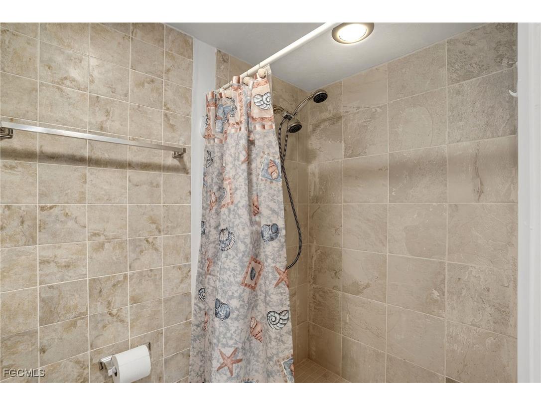 1005 SE 40th Street #4 Cape Coral FL 33904 2025013595 image23