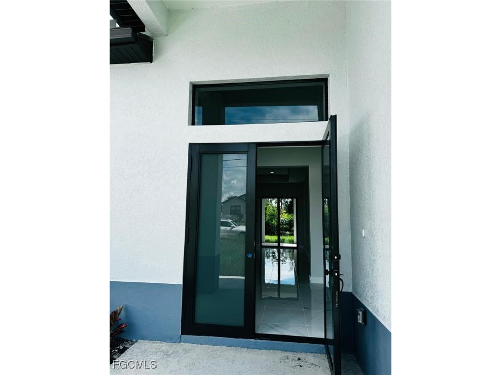 1005 SW 11th Court Cape Coral FL 33991 2025020770 image4