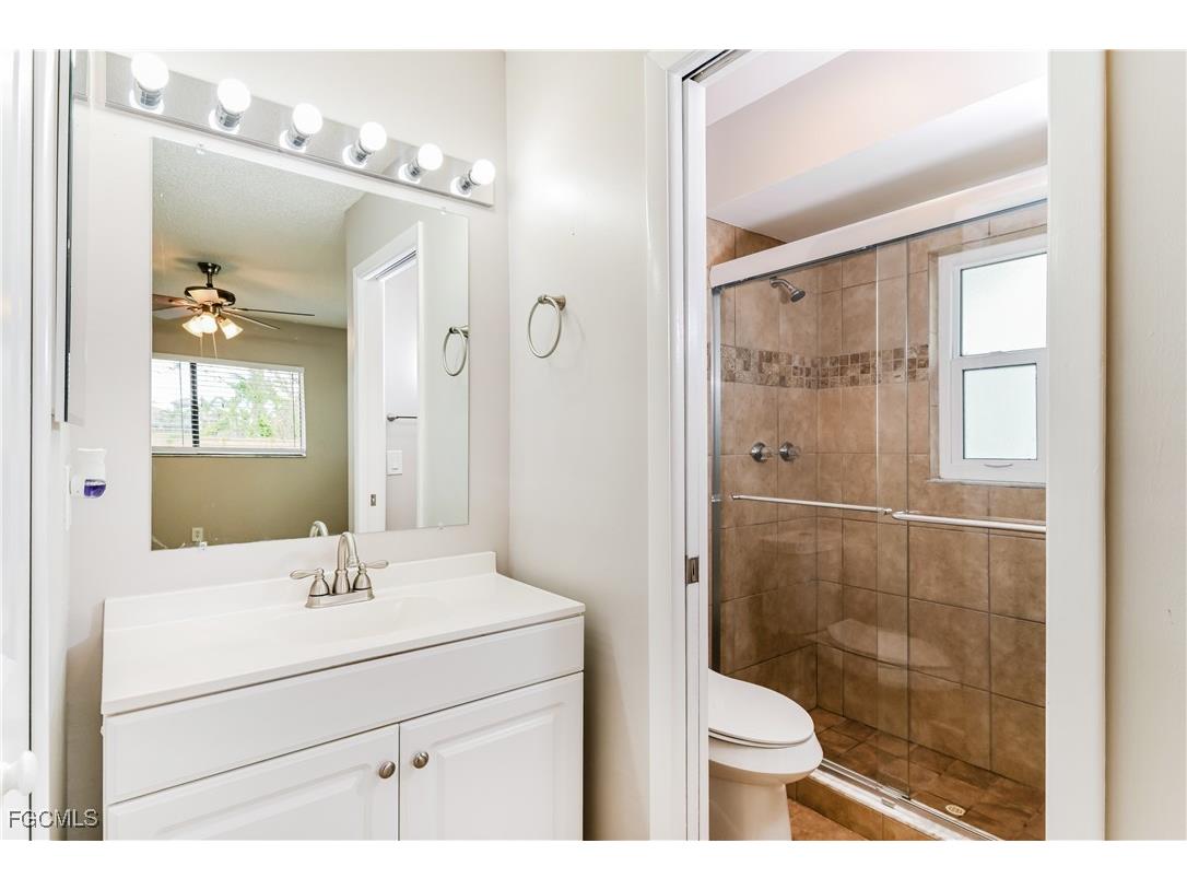 1005 SW 22nd Terrace Cape Coral FL 33991 2025009146 image11