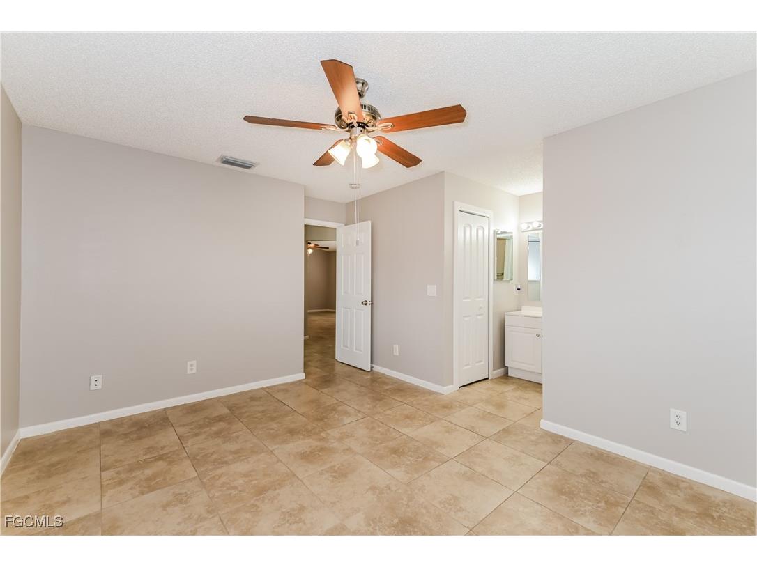 1005 SW 22nd Terrace Cape Coral FL 33991 2025009146 image12