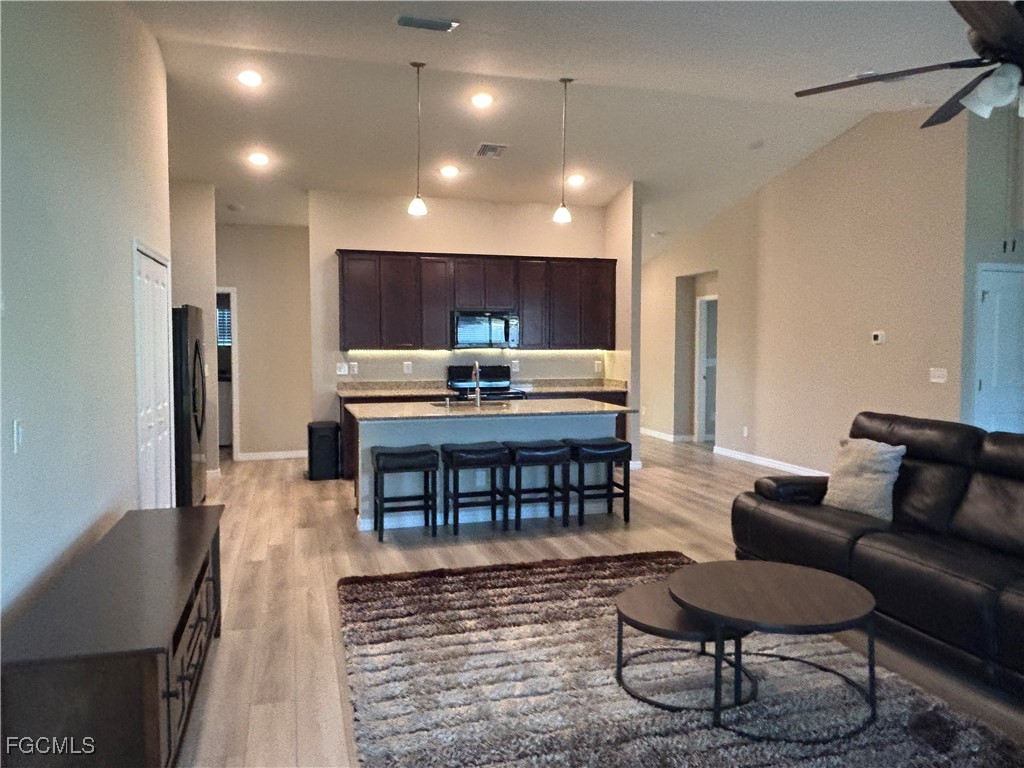 1005 SW 36th Street Cape Coral FL 33914 2025007959 image10