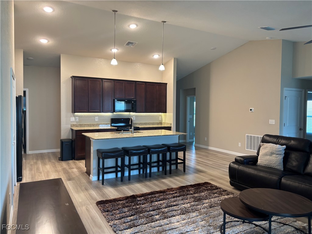 1005 SW 36th Street Cape Coral FL 33914 2025007959 image12