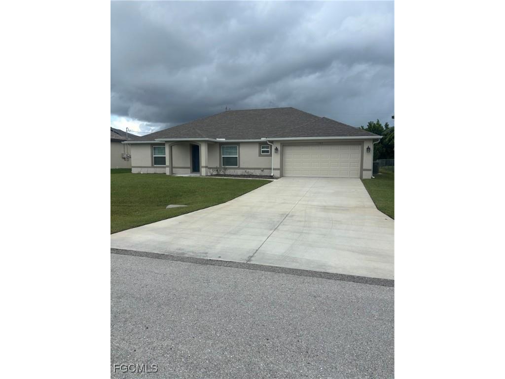 1005 SW 36th Street Cape Coral FL 33914 2025007959 image2