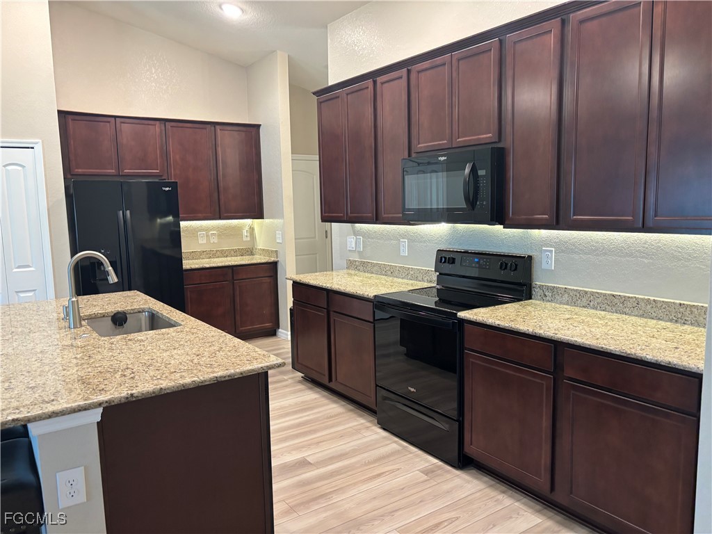 1005 SW 36th Street Cape Coral FL 33914 2025007959 image9