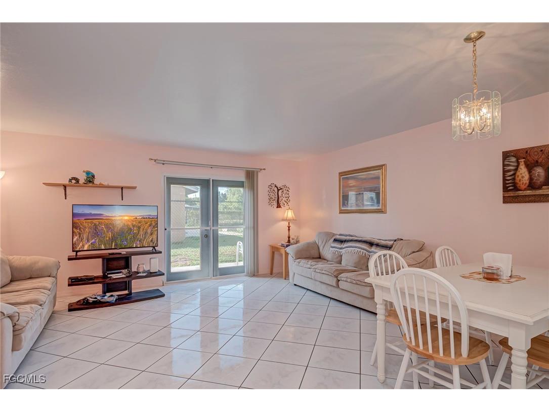 1005 SW 48th Terrace #2 Cape Coral FL 33914 2025024692 image2