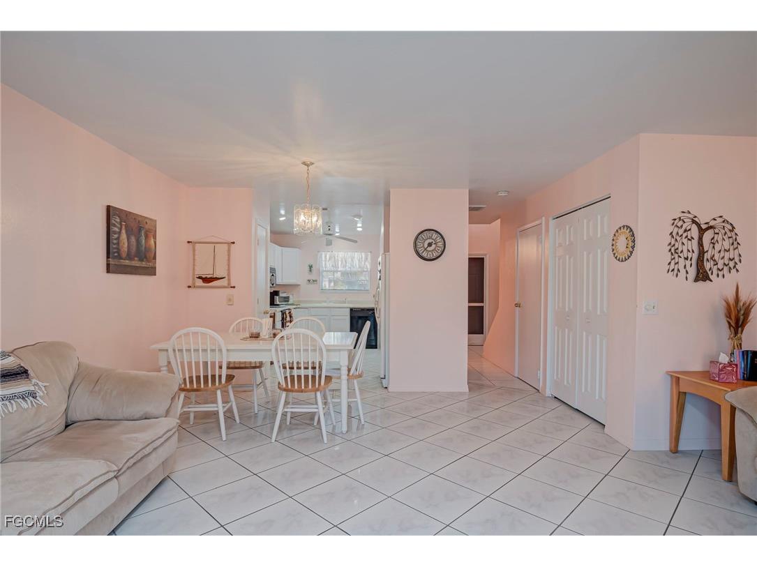 1005 SW 48th Terrace #2 Cape Coral FL 33914 2025024692 image4