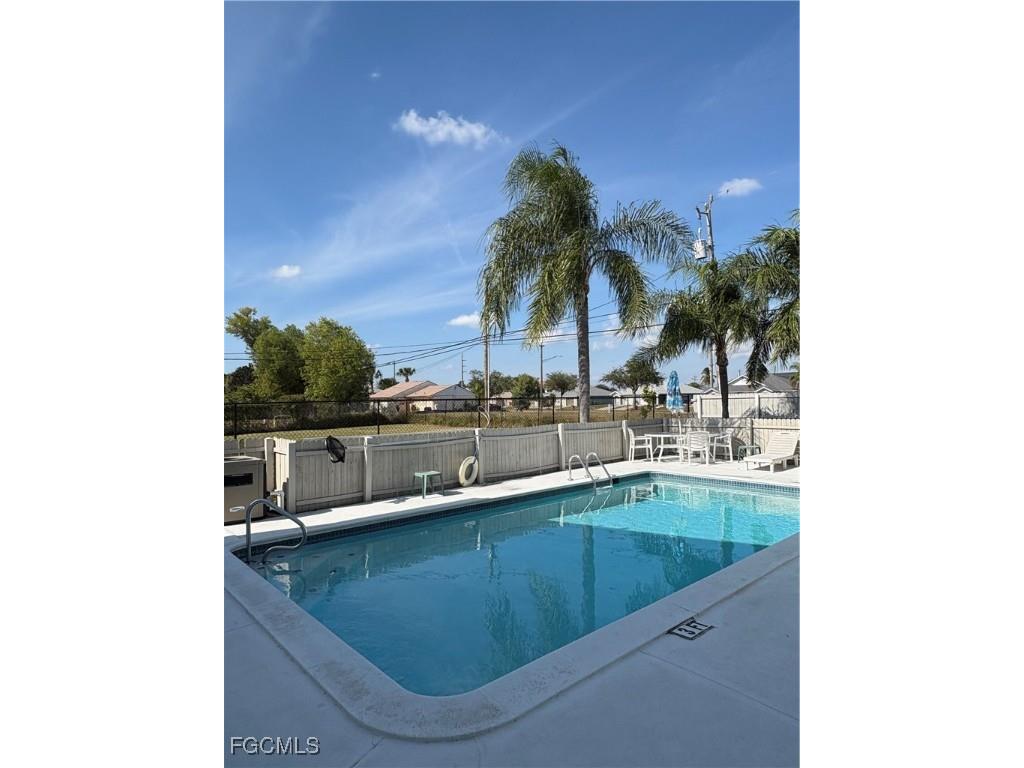 1005 SW 48th Terrace #8 Cape Coral FL 33914 2025020210 image3