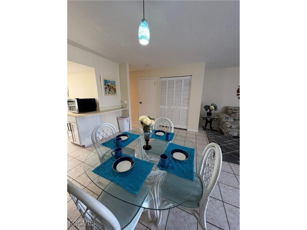 1005 SW 48th Terrace #8 Cape Coral FL 33914 2025020210 image5