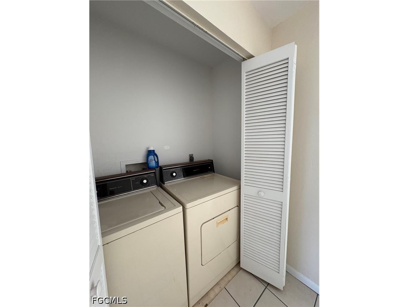 1005 SW 48th Terrace #8 Cape Coral FL 33914 2026024276 image25
