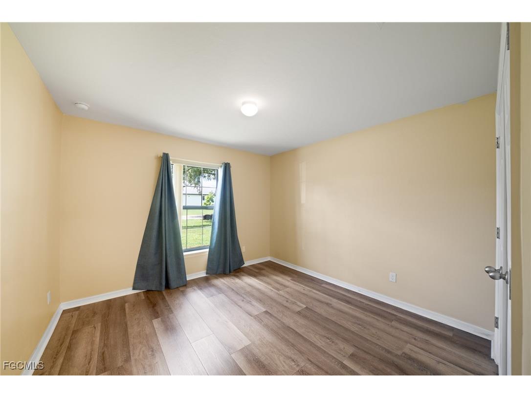 1005 SW 6th Place Cape Coral FL 33991 2025011132 image22